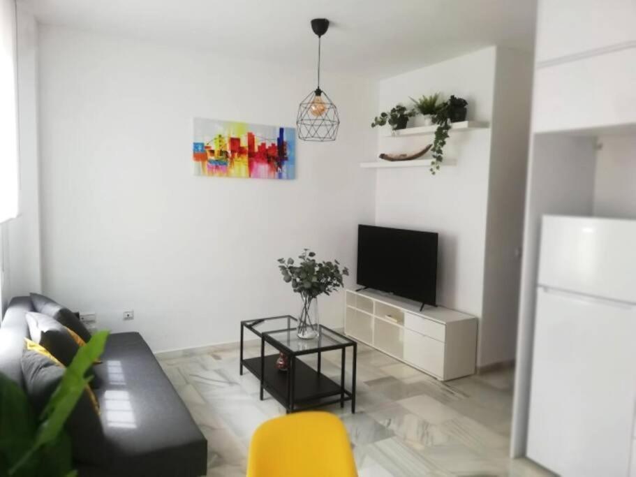 Malaga City One Bedroom Apartment By Namaste Elite Esterno foto